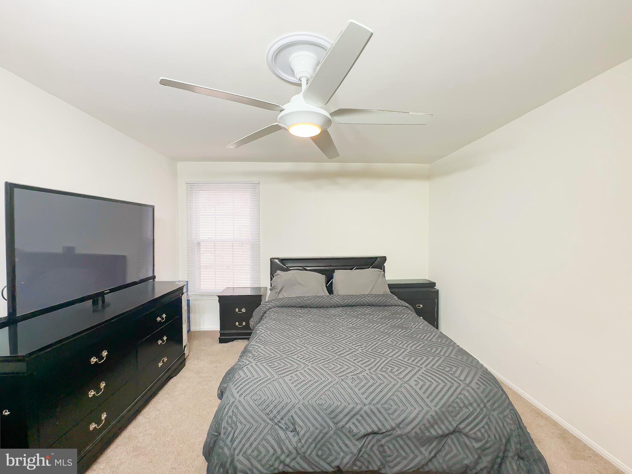 4818 UNDERWOOD COURT