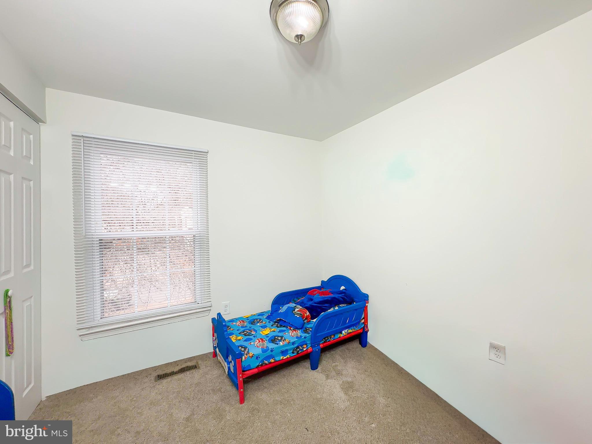 4818 UNDERWOOD COURT