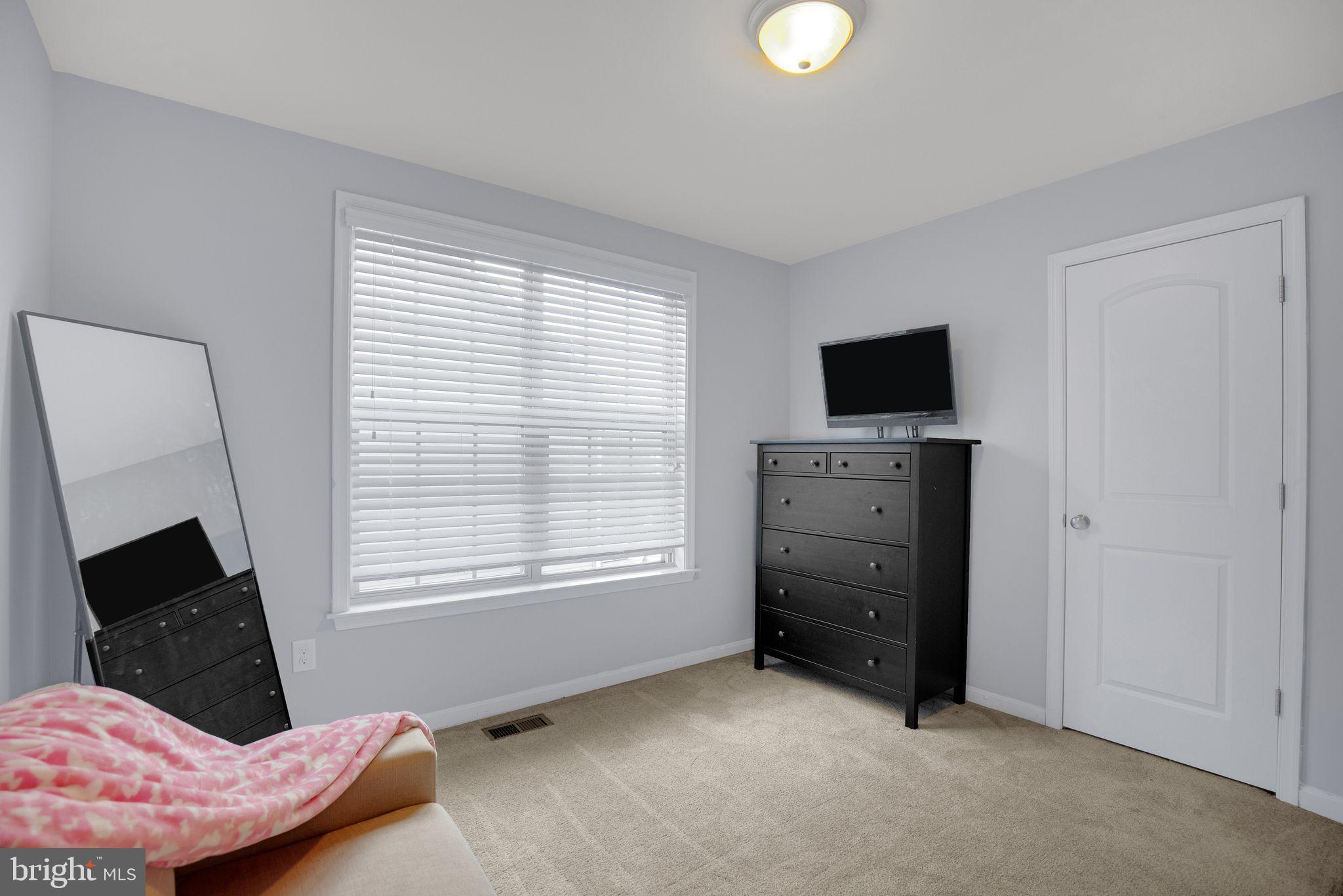 9619 BYWARD BOULEVARD