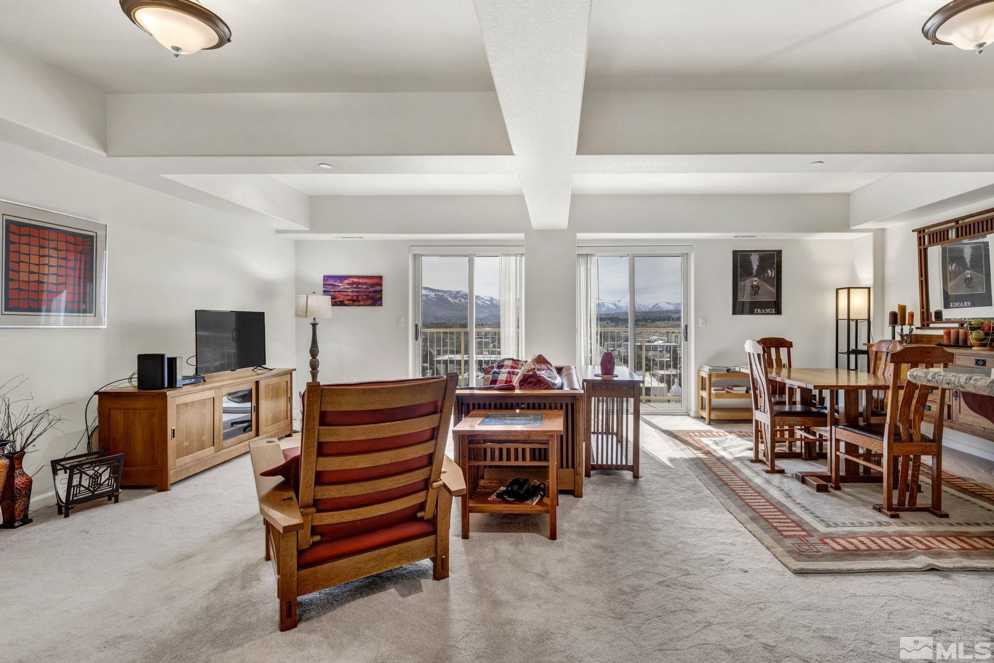 200 W 2nd St Unit: 1207