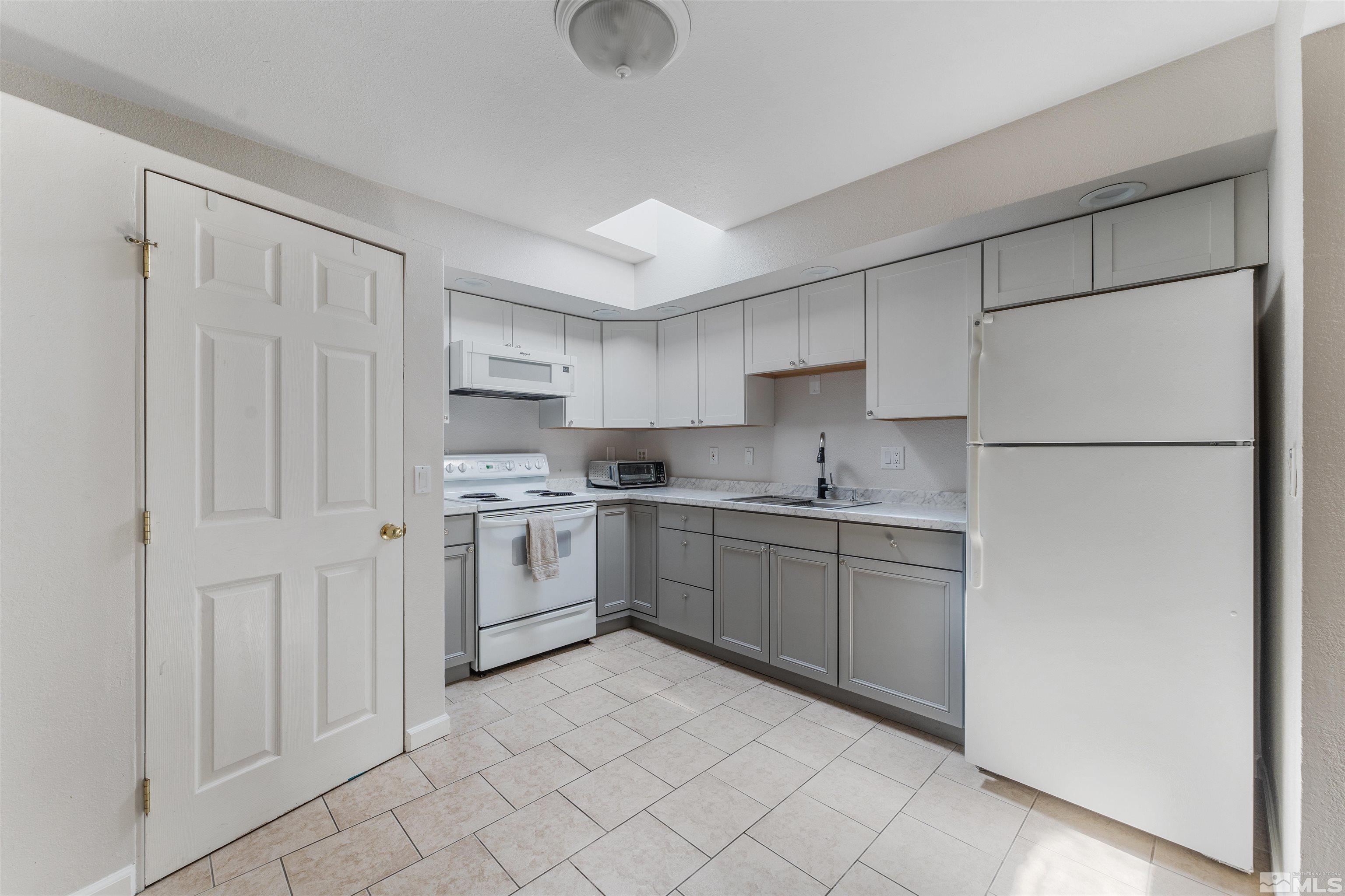 1020 Baywood Drive, #C