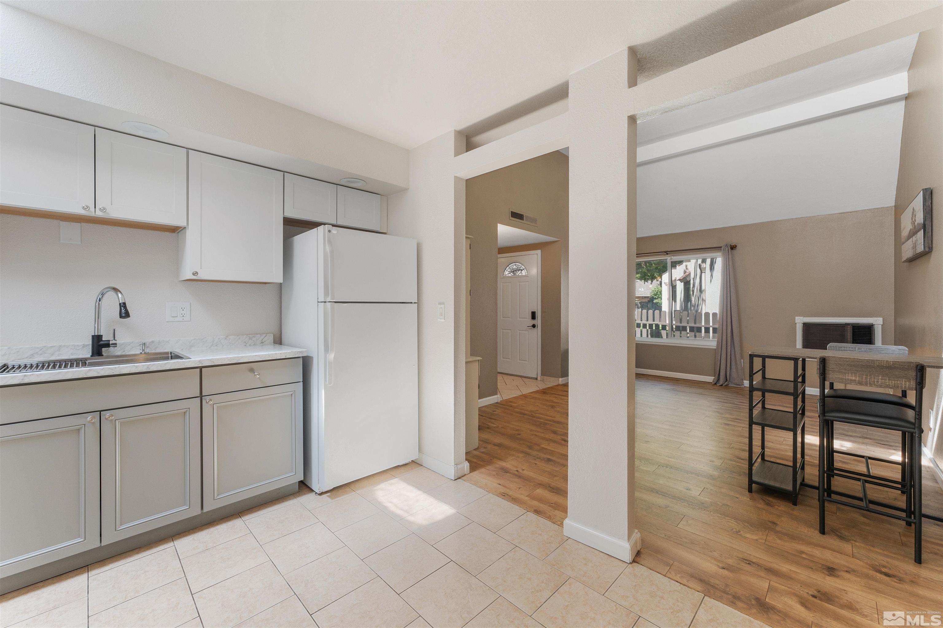 1020 Baywood Drive, #C