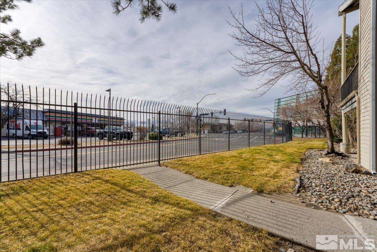 2380 Roundhouse Road