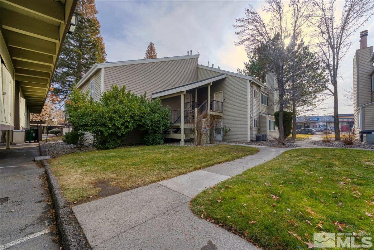 2380 Roundhouse Road