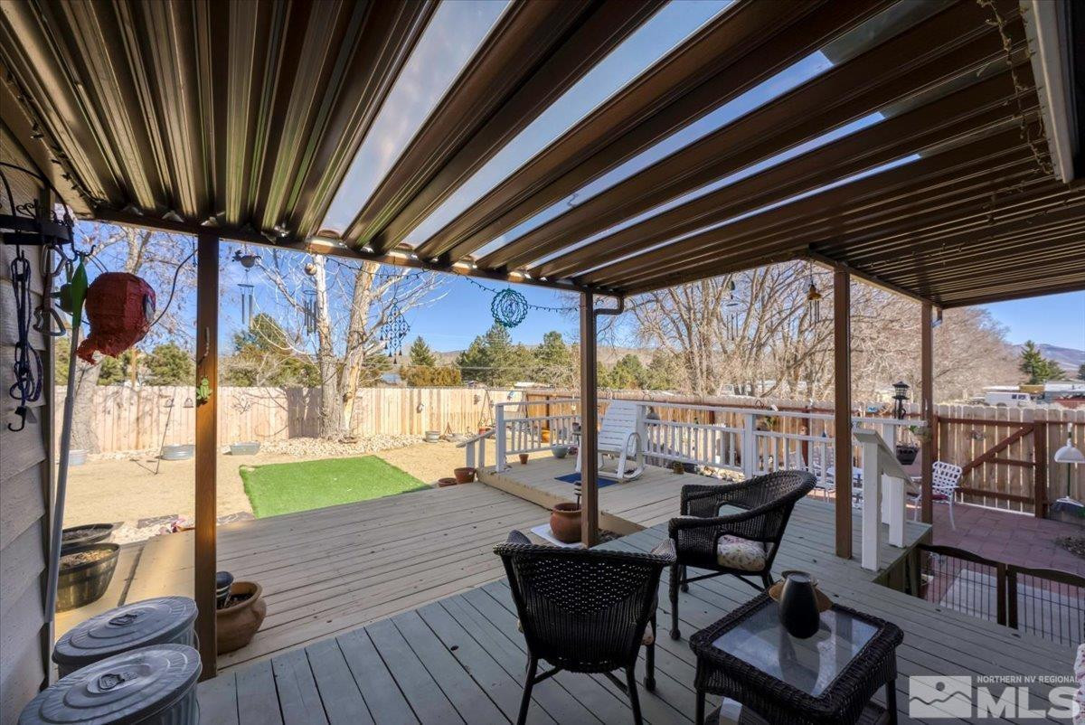 445 S US Highway 395