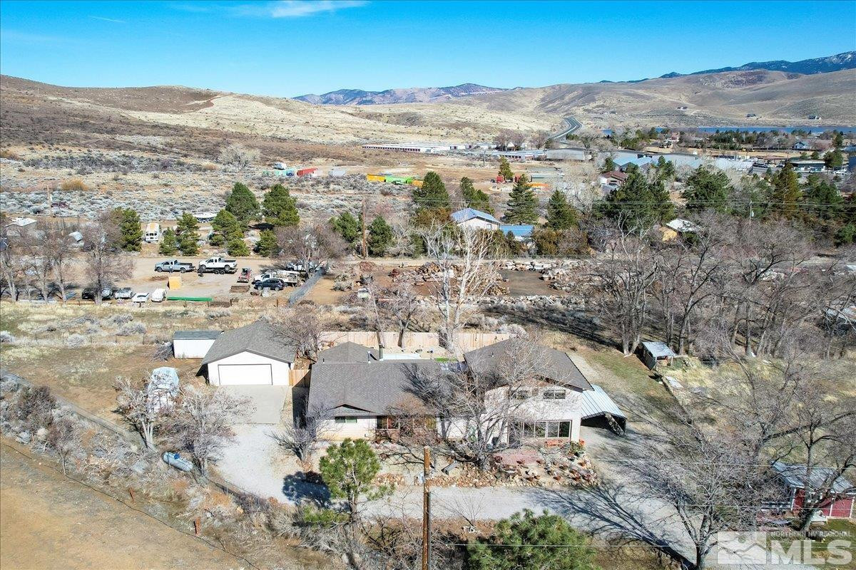 445 S US Highway 395