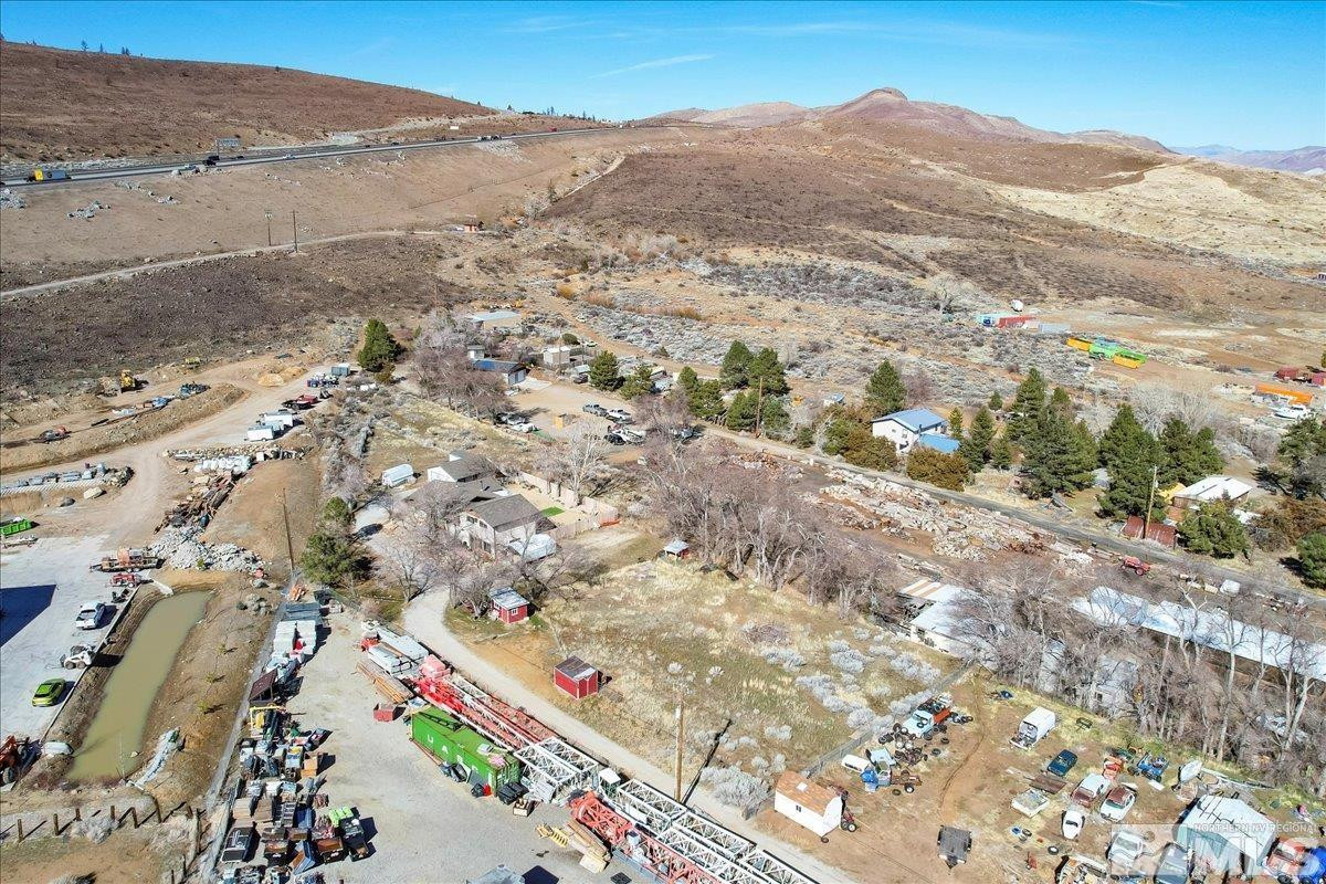 445 S US Highway 395