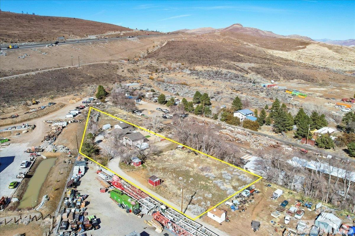 445 S US Highway 395