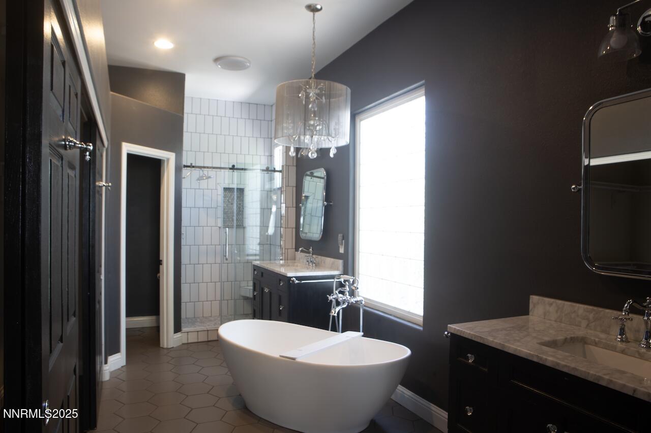 1570 Caughlin Creek Rd., gated community, gates open during day