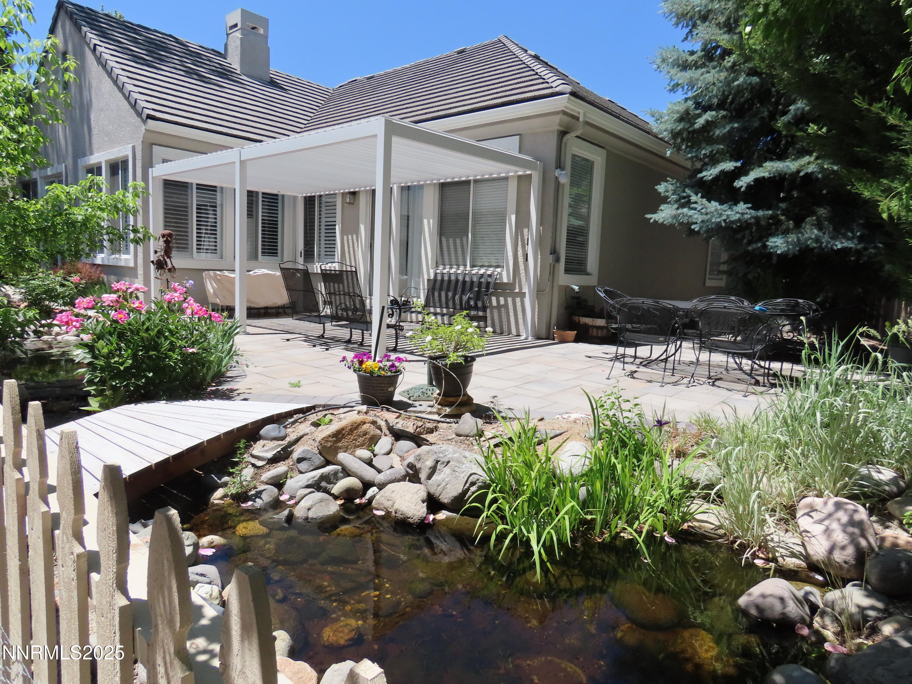 1570 Caughlin Creek Rd., gated community, gates open during day