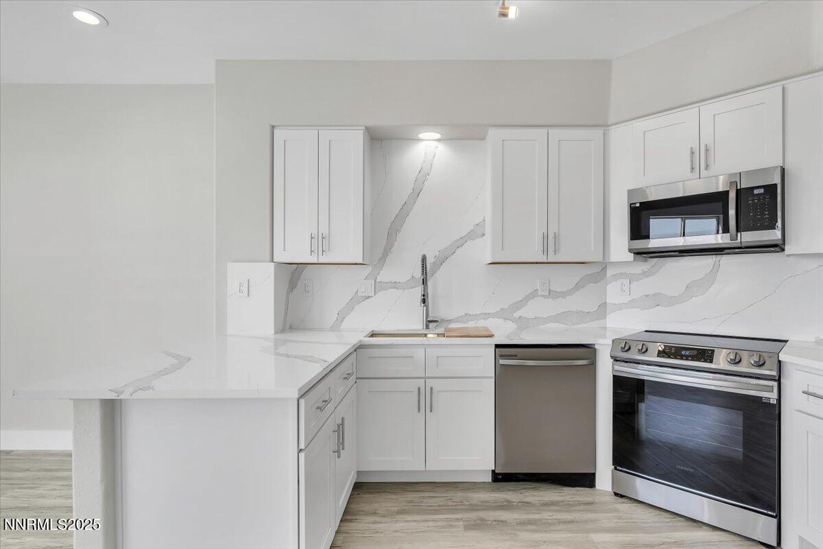 9252 Lone Wolf Circle