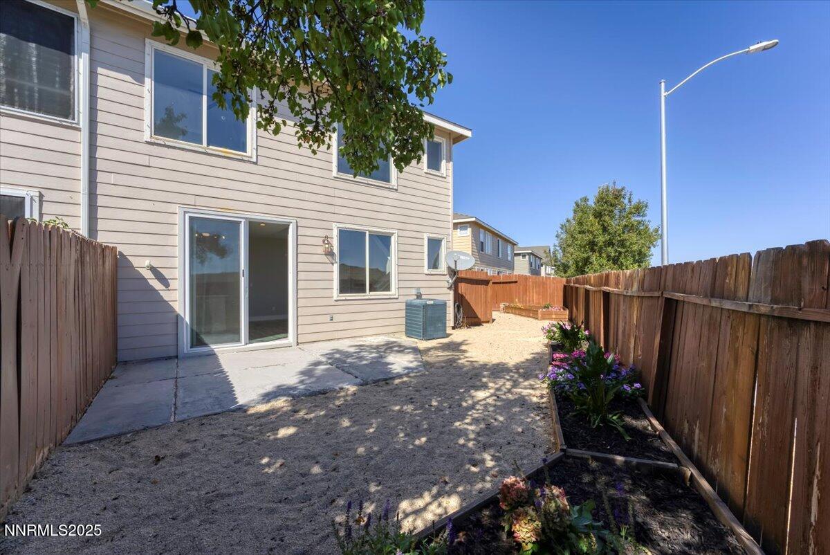 9252 Lone Wolf Circle