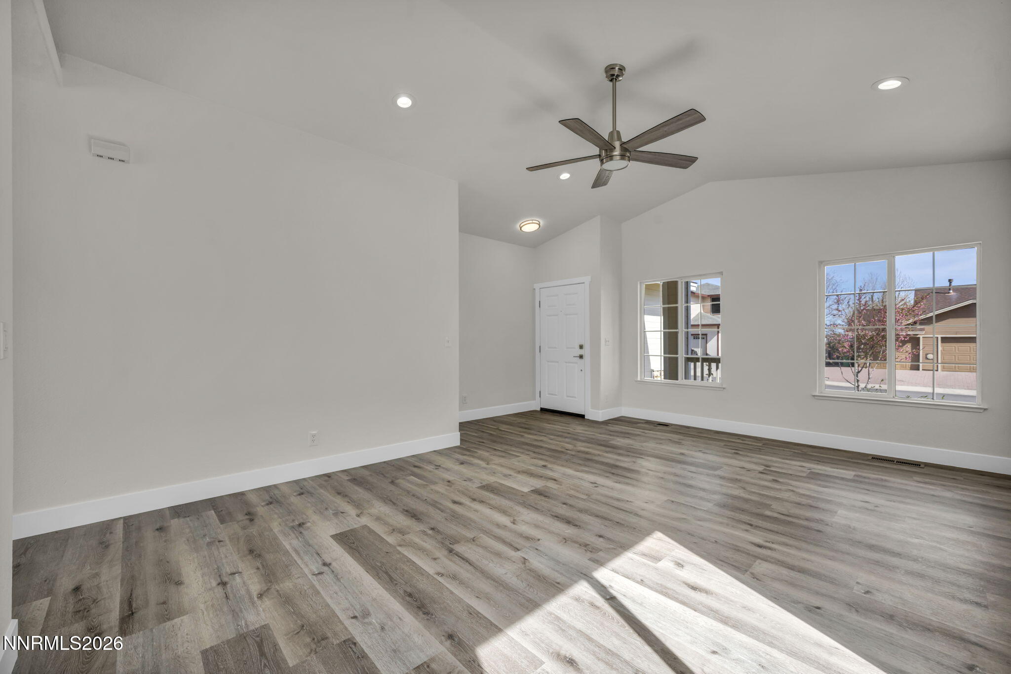 770 W Golden Valley Road