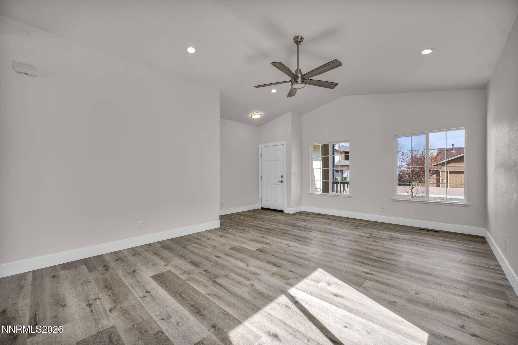 770 W Golden Valley Road