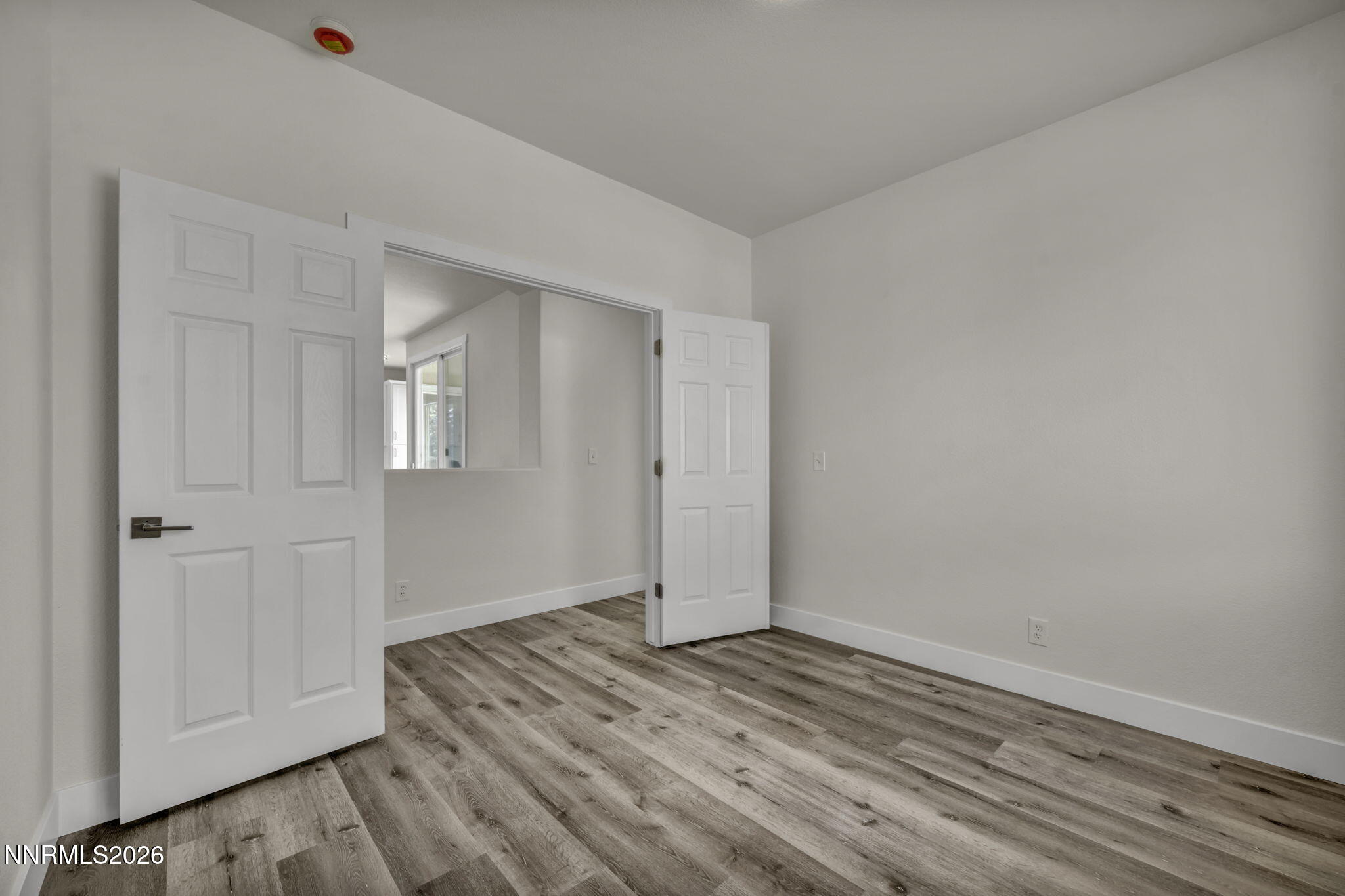 770 W Golden Valley Road