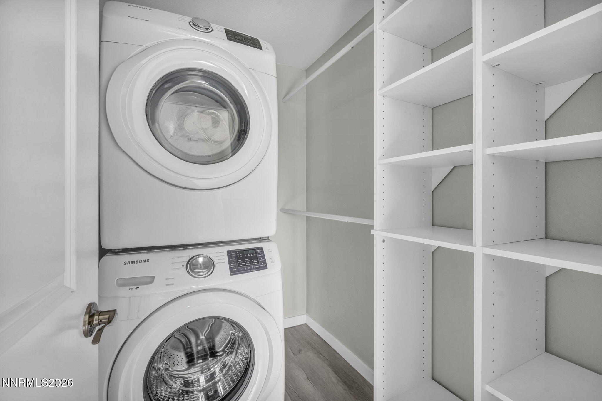 3925 Clear Acre Lane APT 190