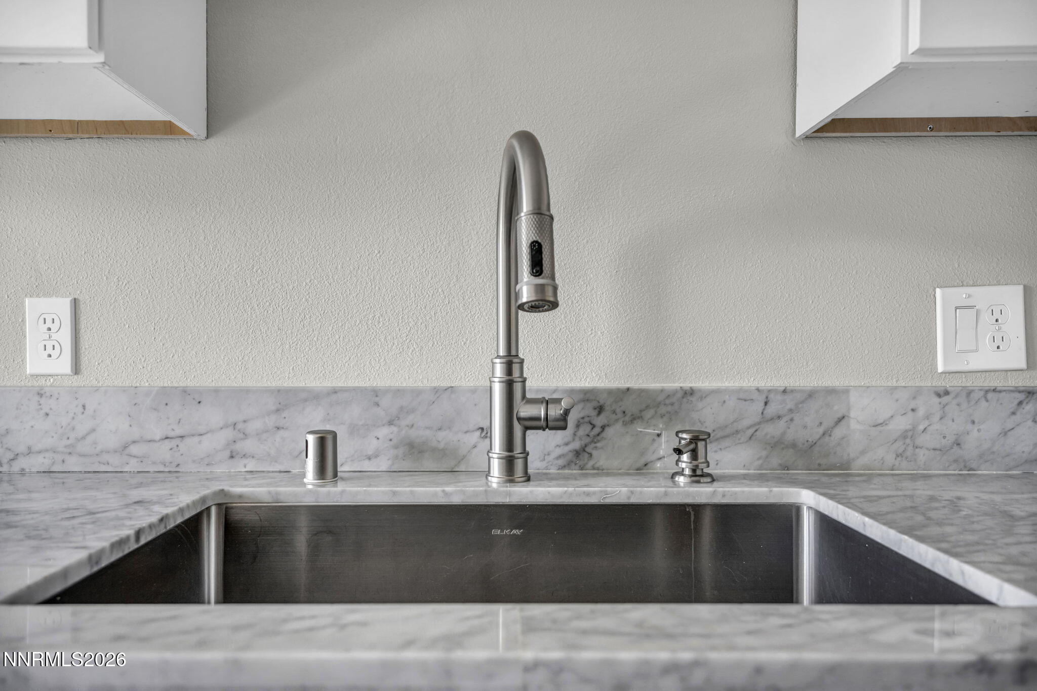 3925 Clear Acre Lane APT 190