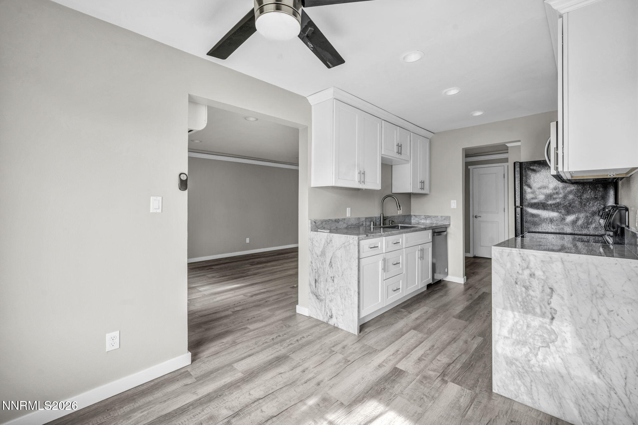 3925 Clear Acre Lane APT 190