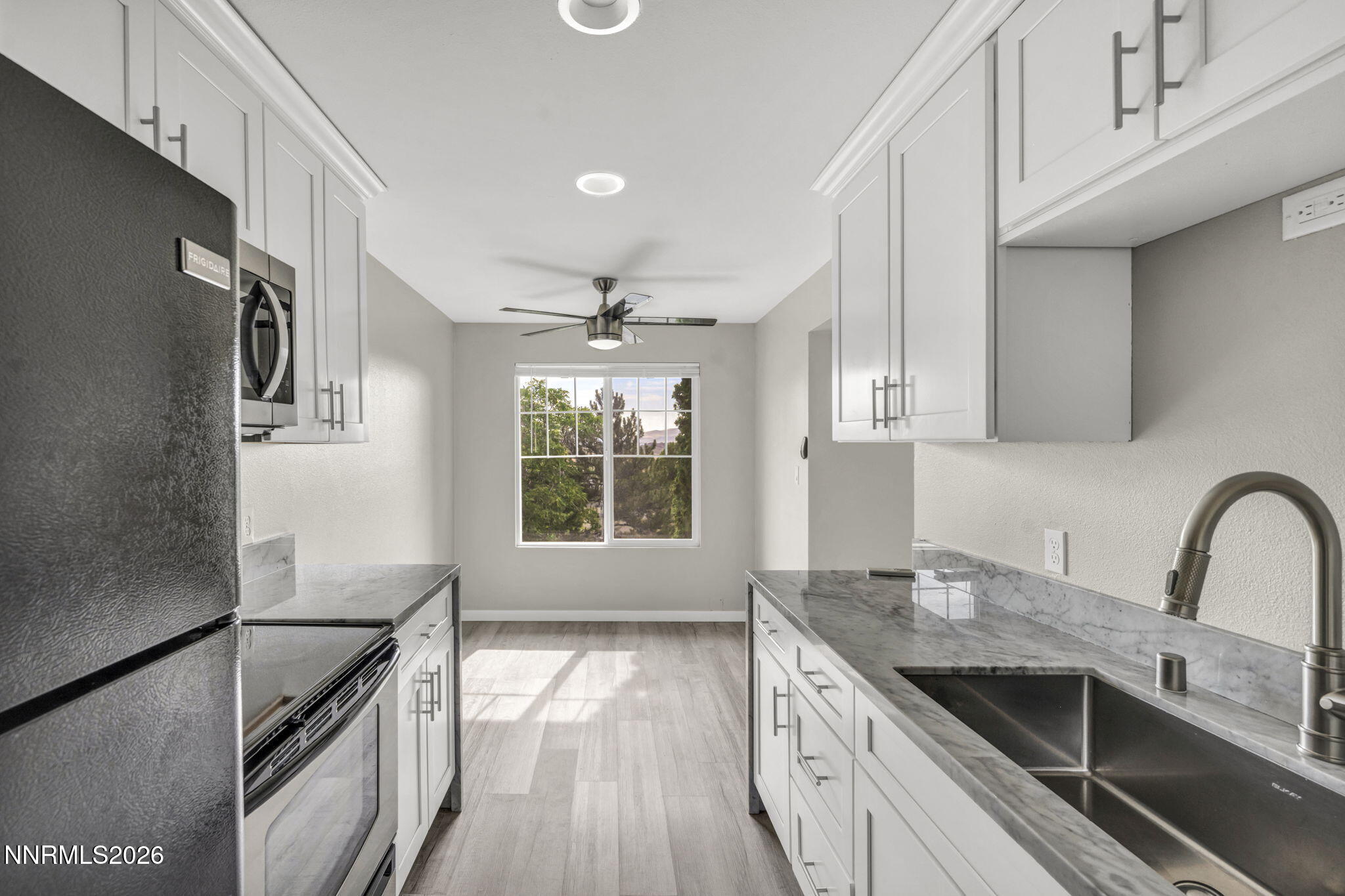 3925 Clear Acre Lane APT 190