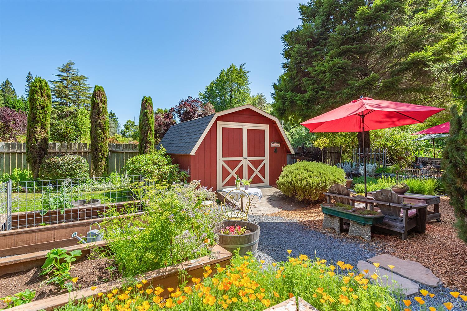 16424 Armstrong Woods Rd