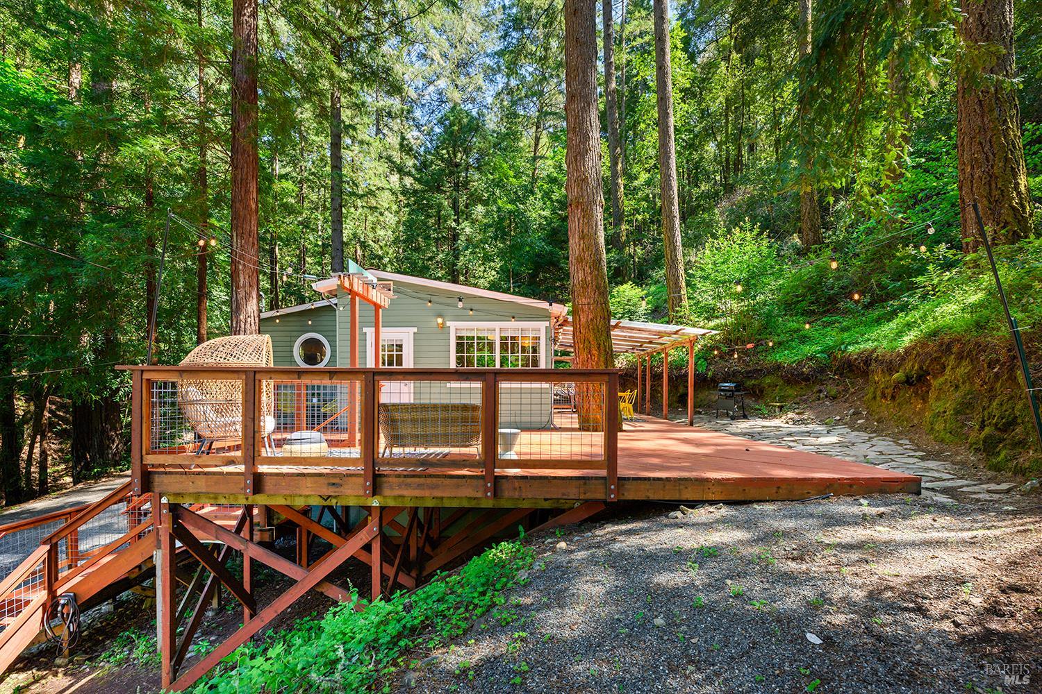 15341 Glandy Glen