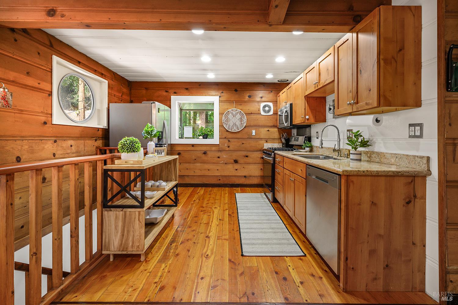 15341 Glandy Glen