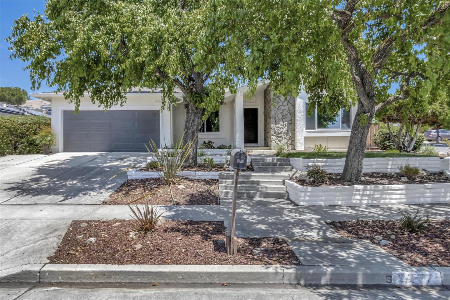 3277 Stimson Way