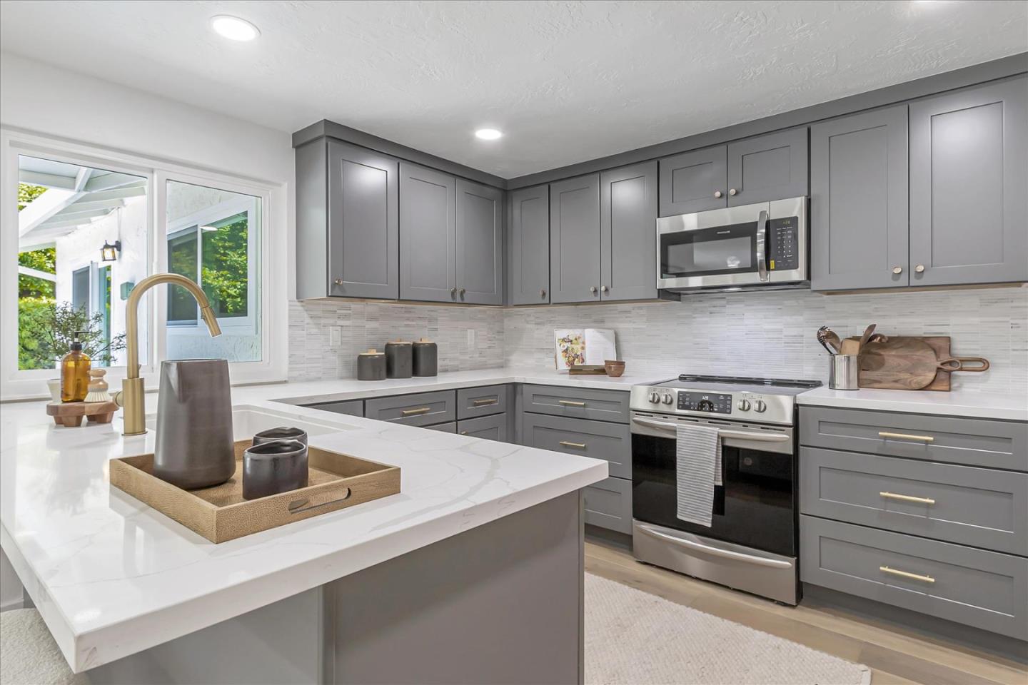 3277 Stimson Way