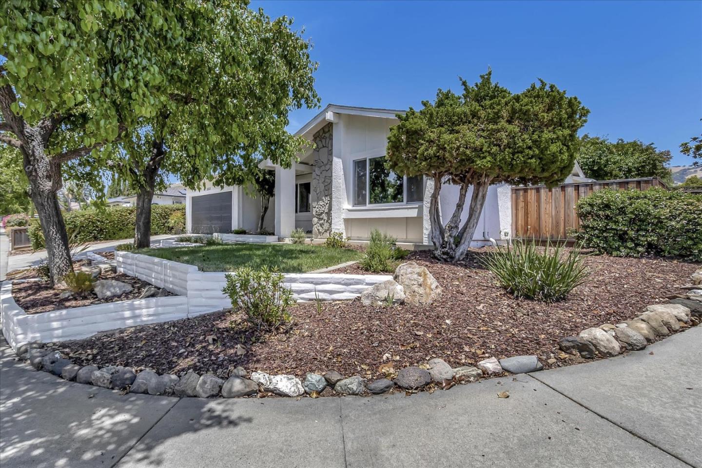 3277 Stimson Way