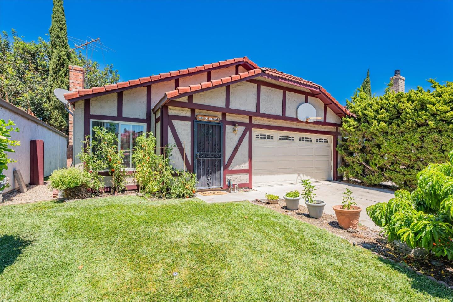 510 Lanfair CIR