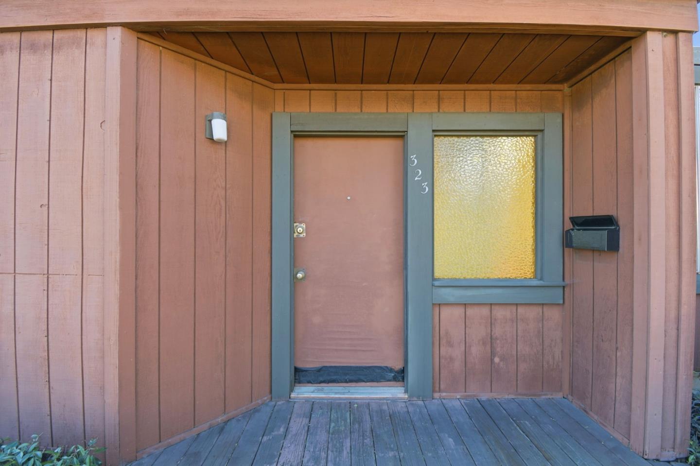 323 Humboldt Street