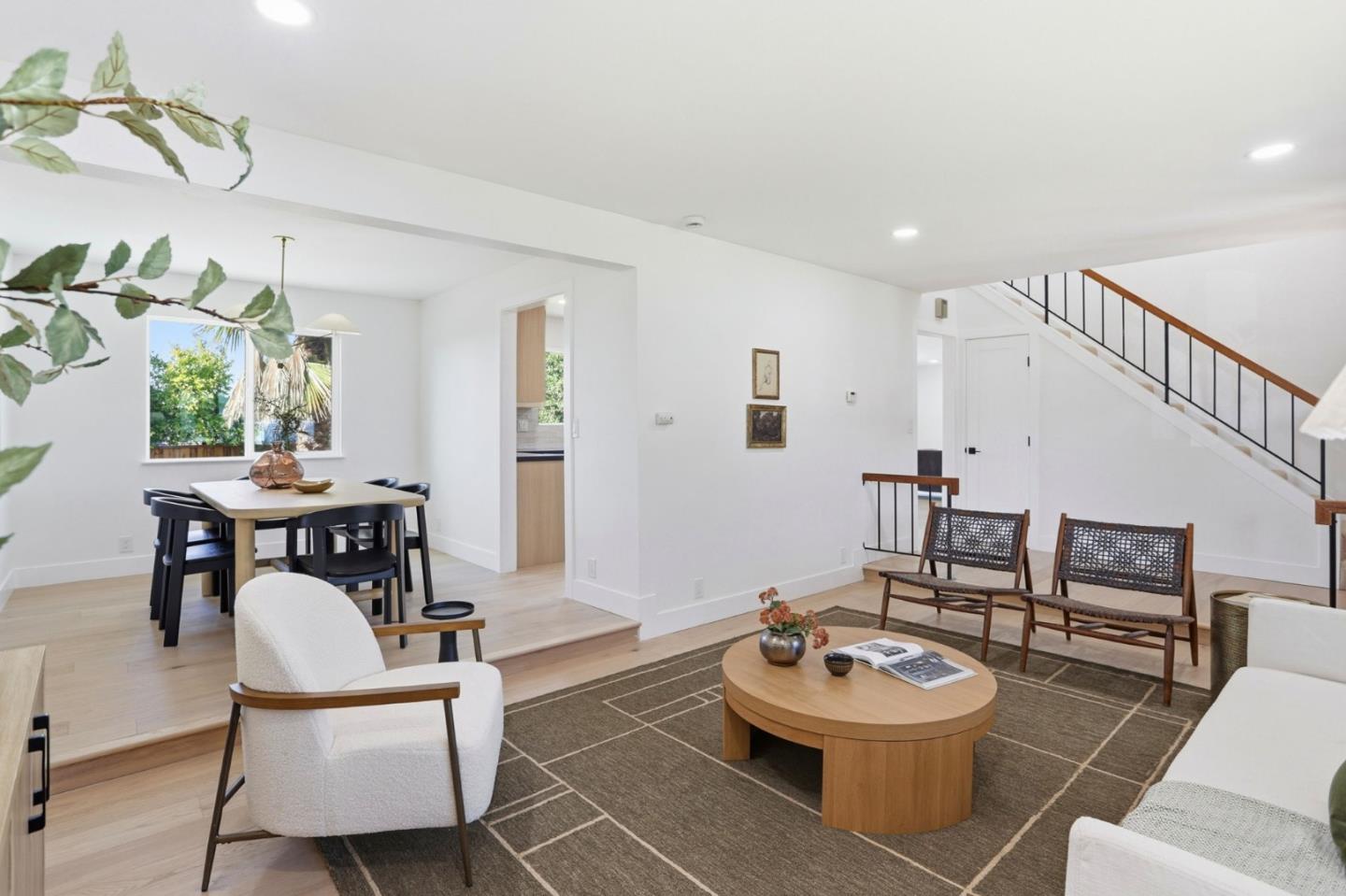 3047 Rollingwood Court