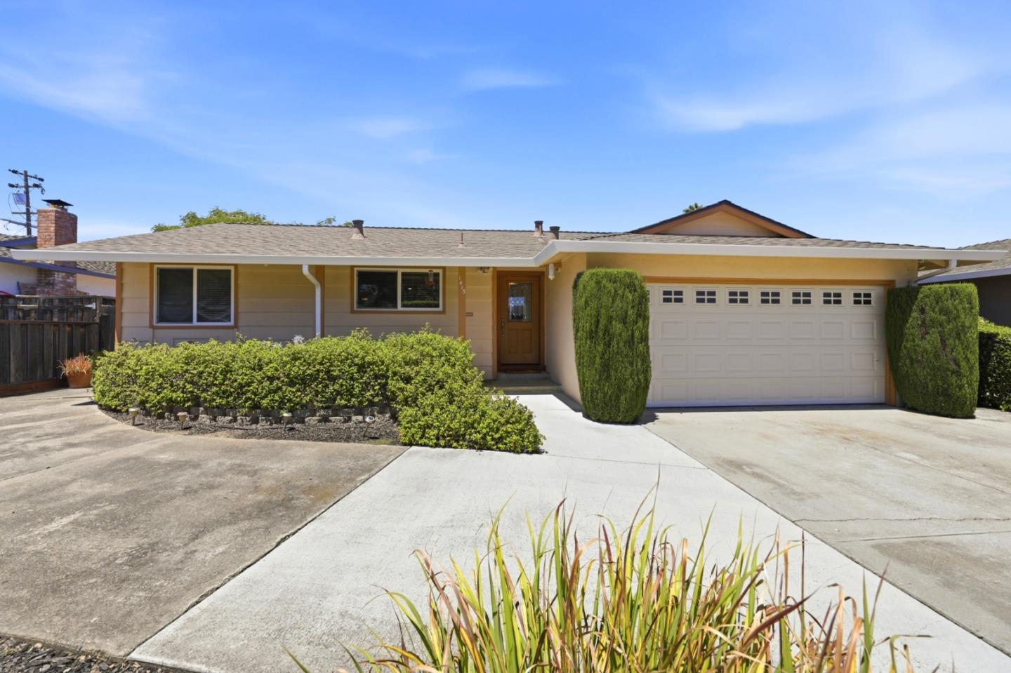 1415 Santa Fe DR