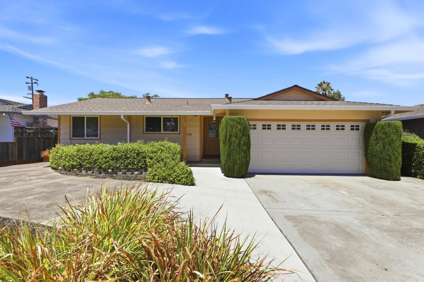 1415 Santa Fe DR