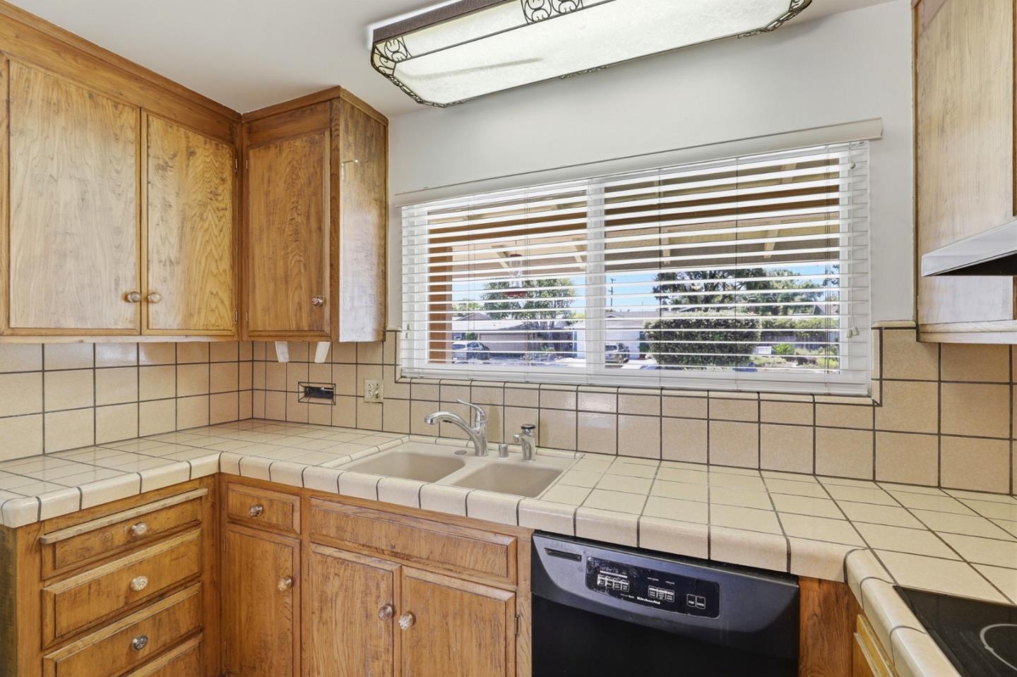 1415 Santa Fe DR