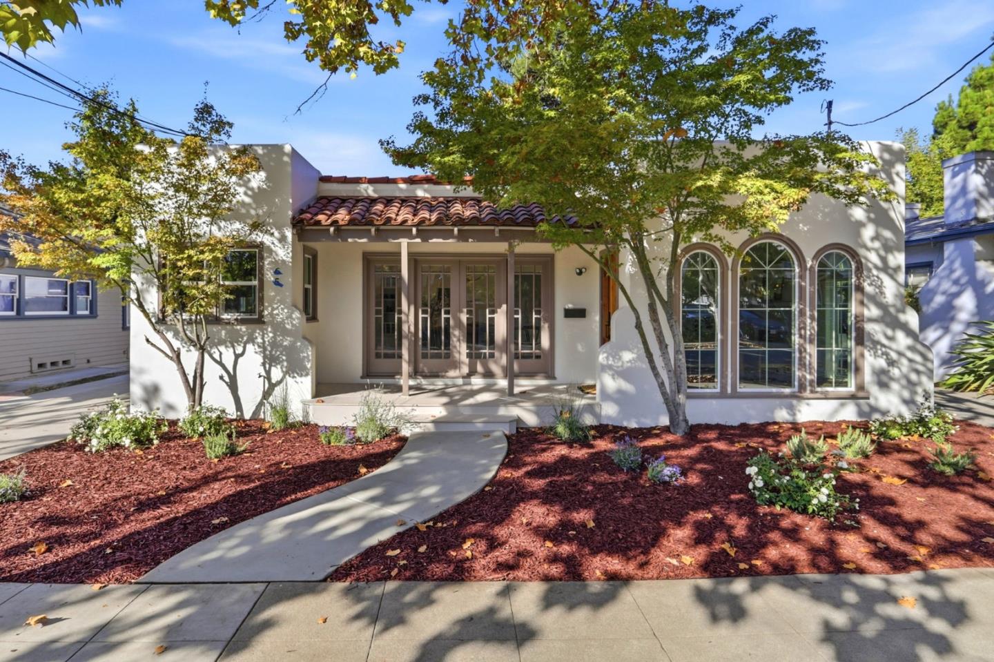 65 Cleaves AVE