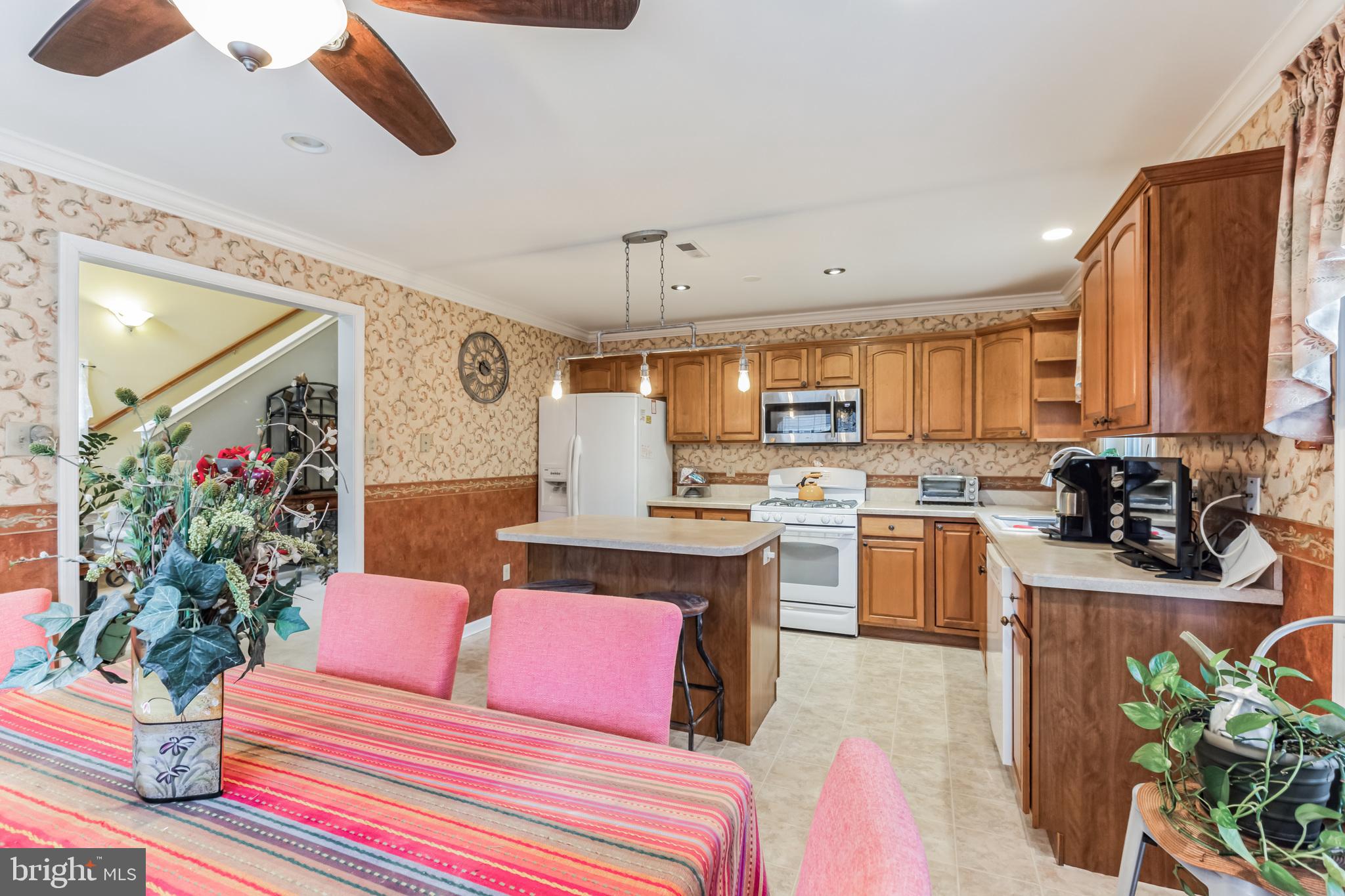 1615 BRIARWOOD DRIVE