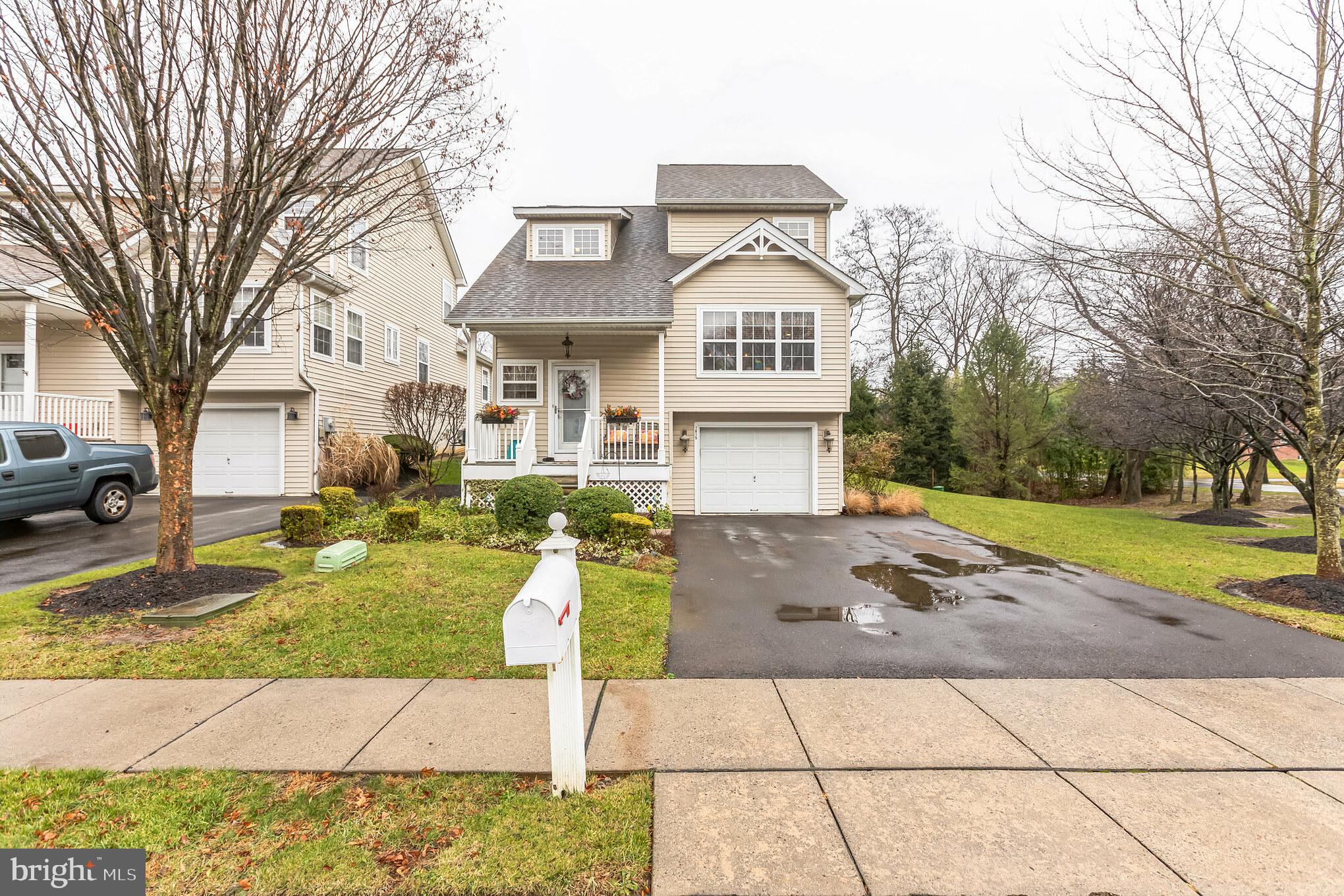 1615 BRIARWOOD DRIVE