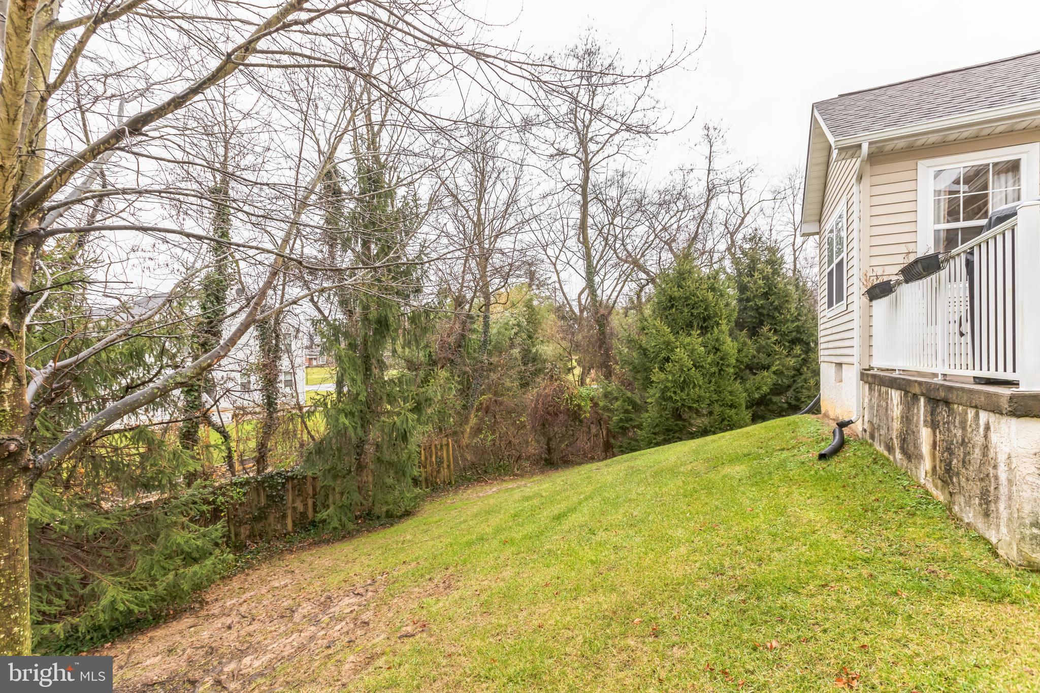 1615 BRIARWOOD DRIVE