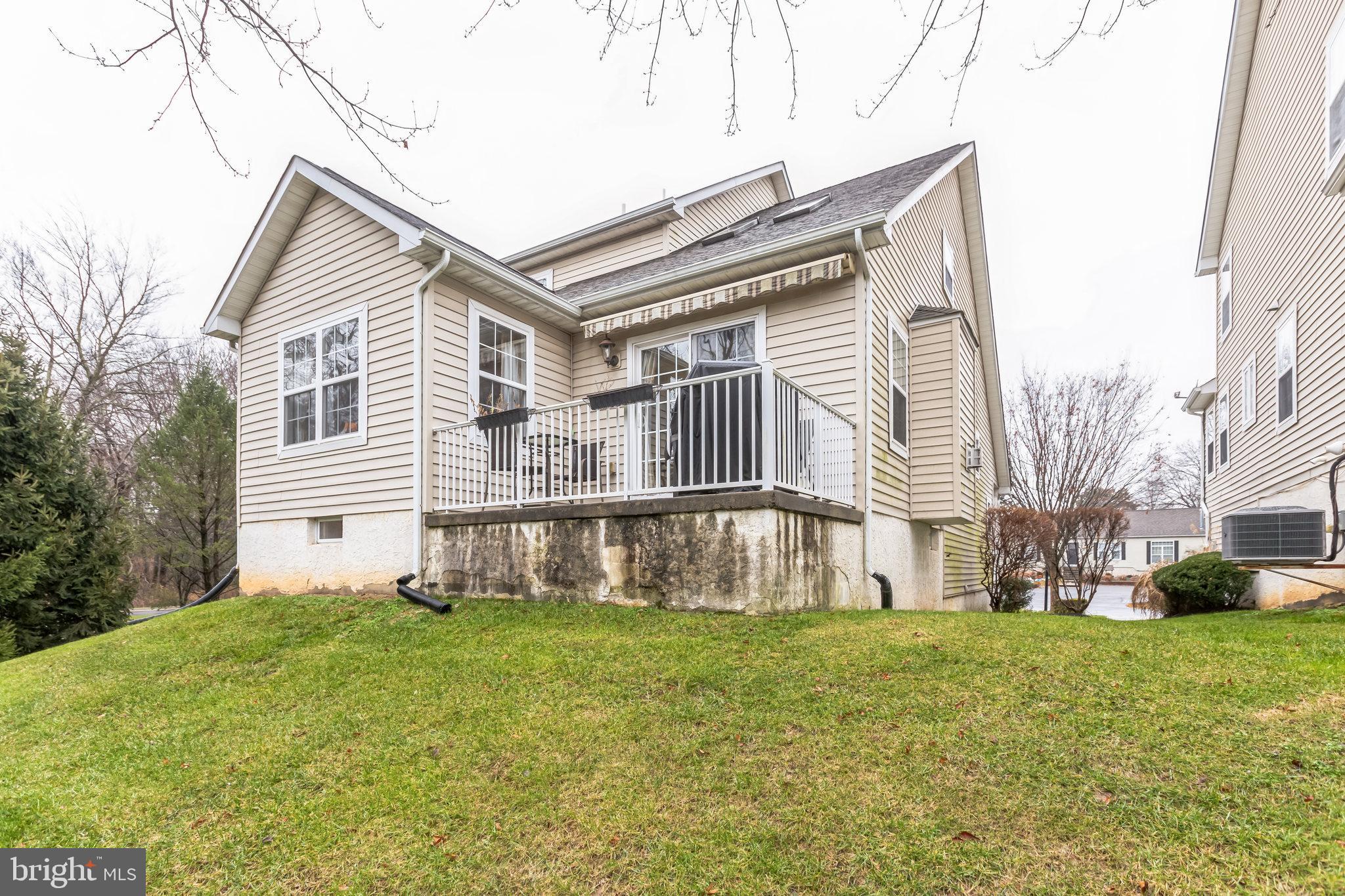 1615 BRIARWOOD DRIVE