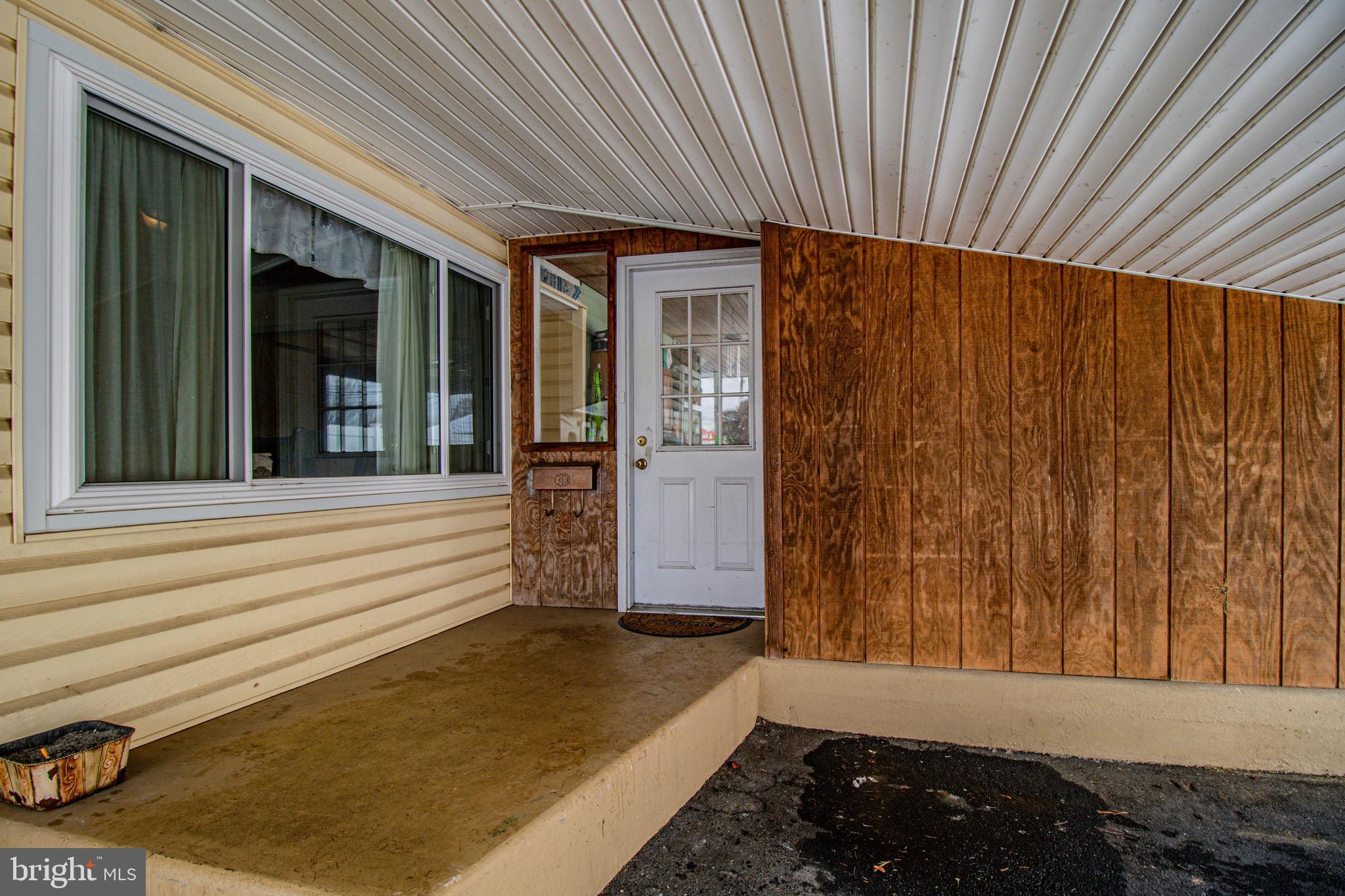 8 STONYBROOK DRIVE E