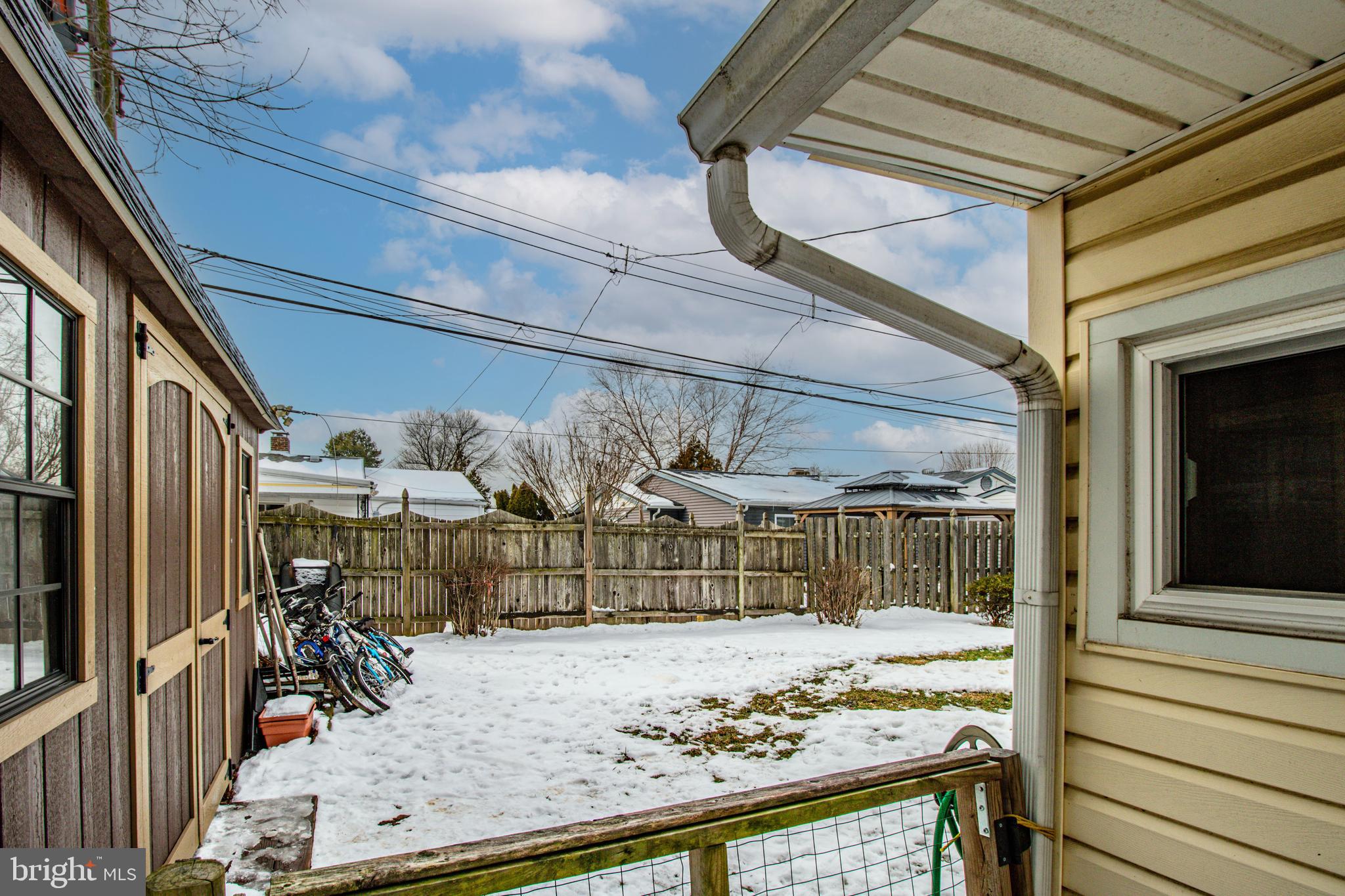 8 STONYBROOK DRIVE E