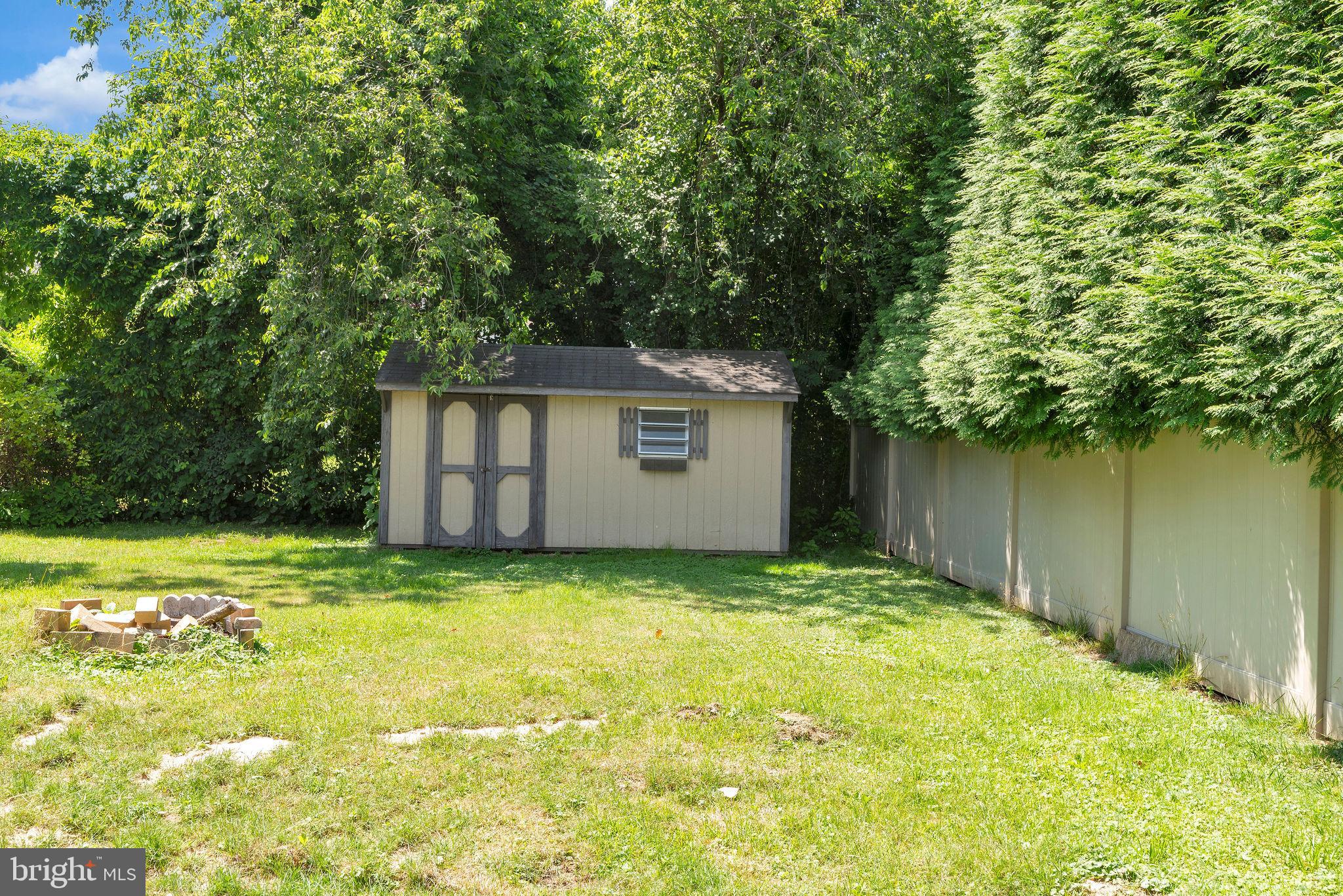 6313 RADCLIFFE STREET