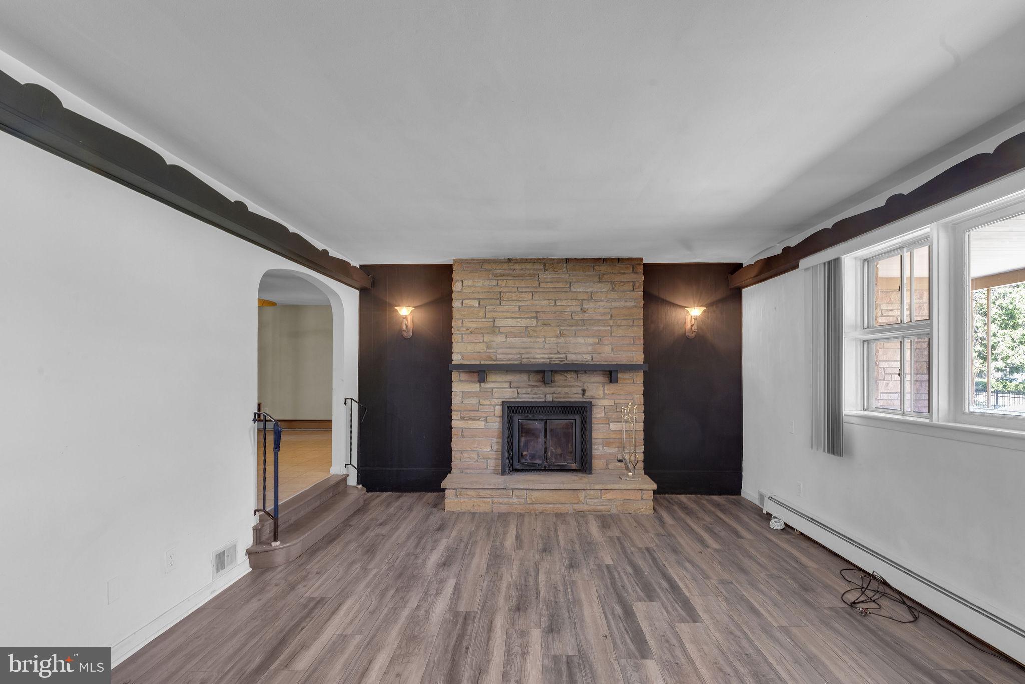 6313 RADCLIFFE STREET