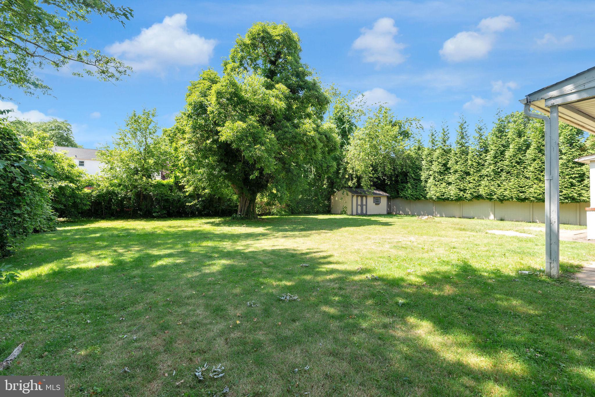 6313 RADCLIFFE STREET