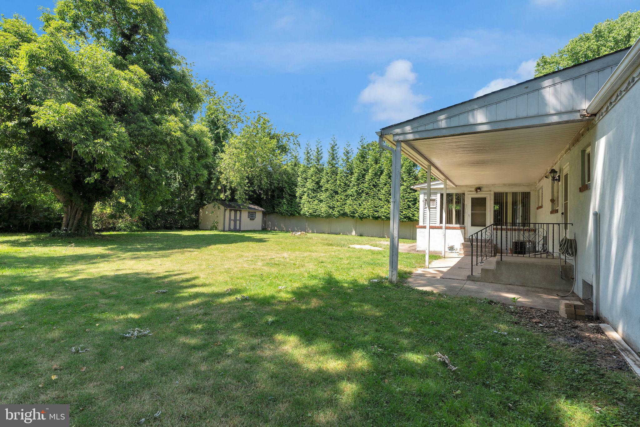 6313 RADCLIFFE STREET