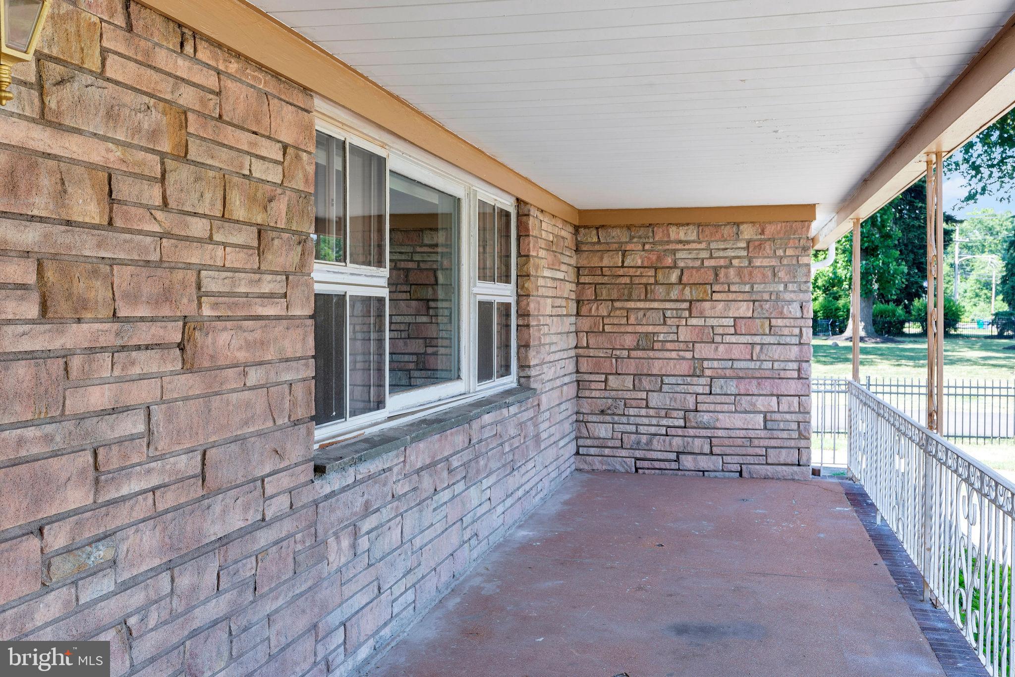 6313 RADCLIFFE STREET