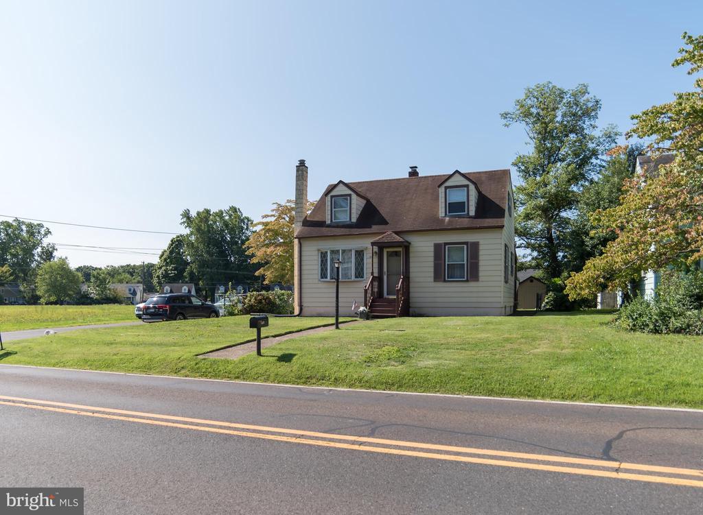 1201 NEWPORT ROAD