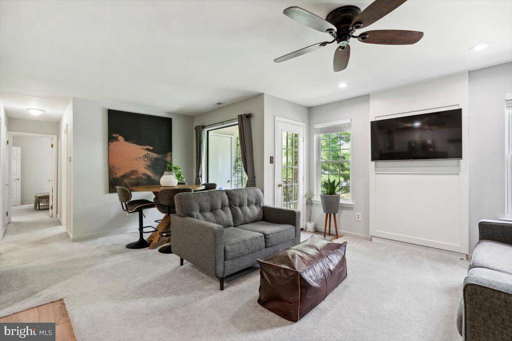 1106 DIAMOND DRIVE