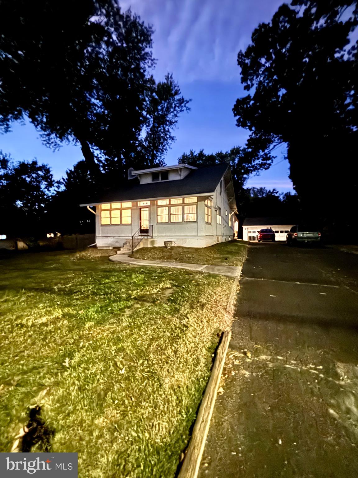 1539 HIGHLAND AVENUE